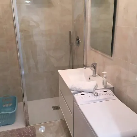 Centre Entierement Renove Au Calme * Мантон