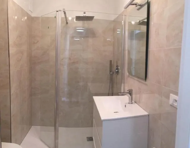 Centre Entierement Renove Au Calme