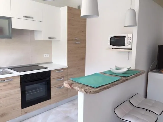 Centre Entierement Renove Au Calme Apartamento *